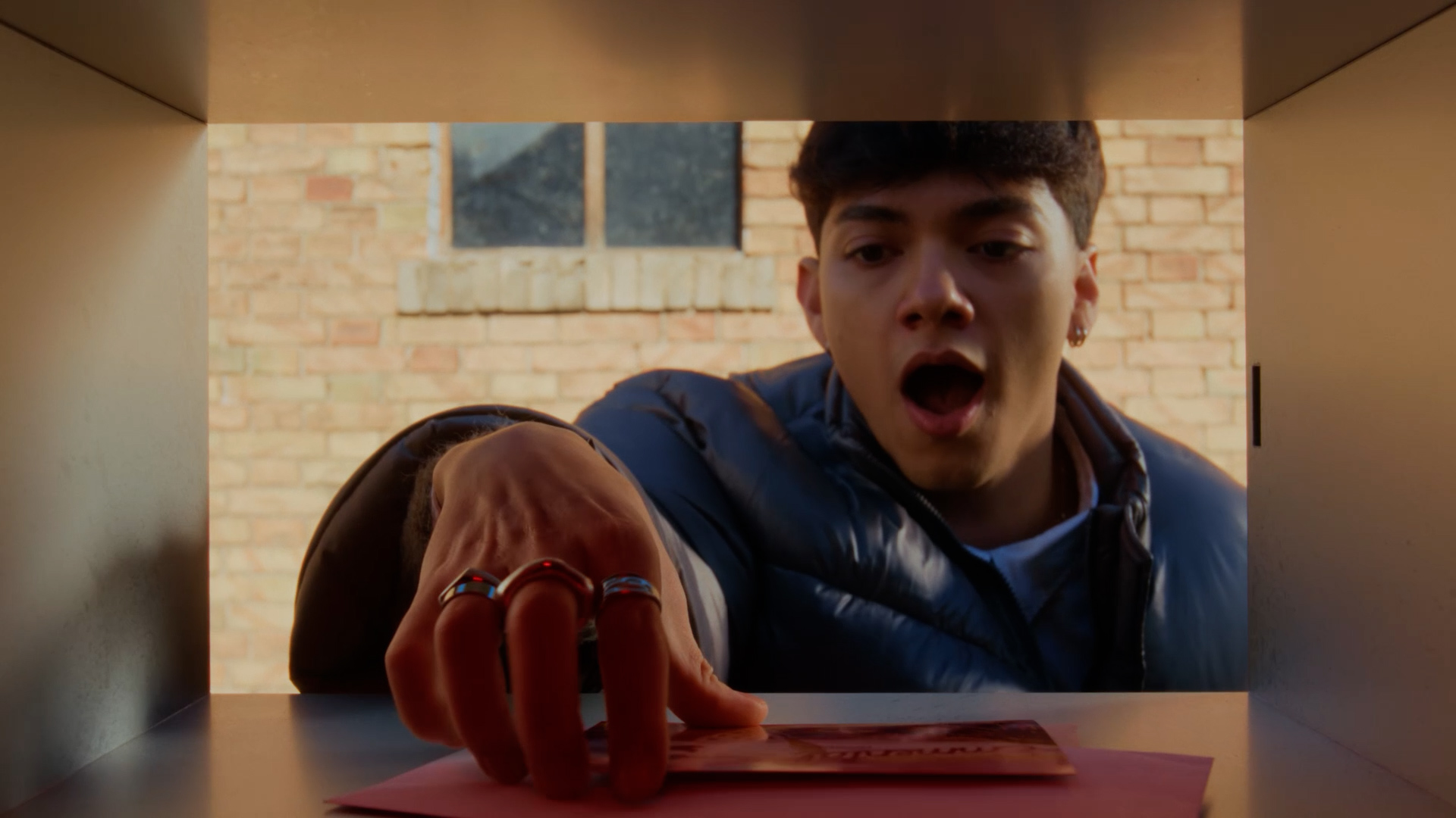 Website-NEW22-ESC-Preview-1920×1080-v001.00_01_43_03.Still008
